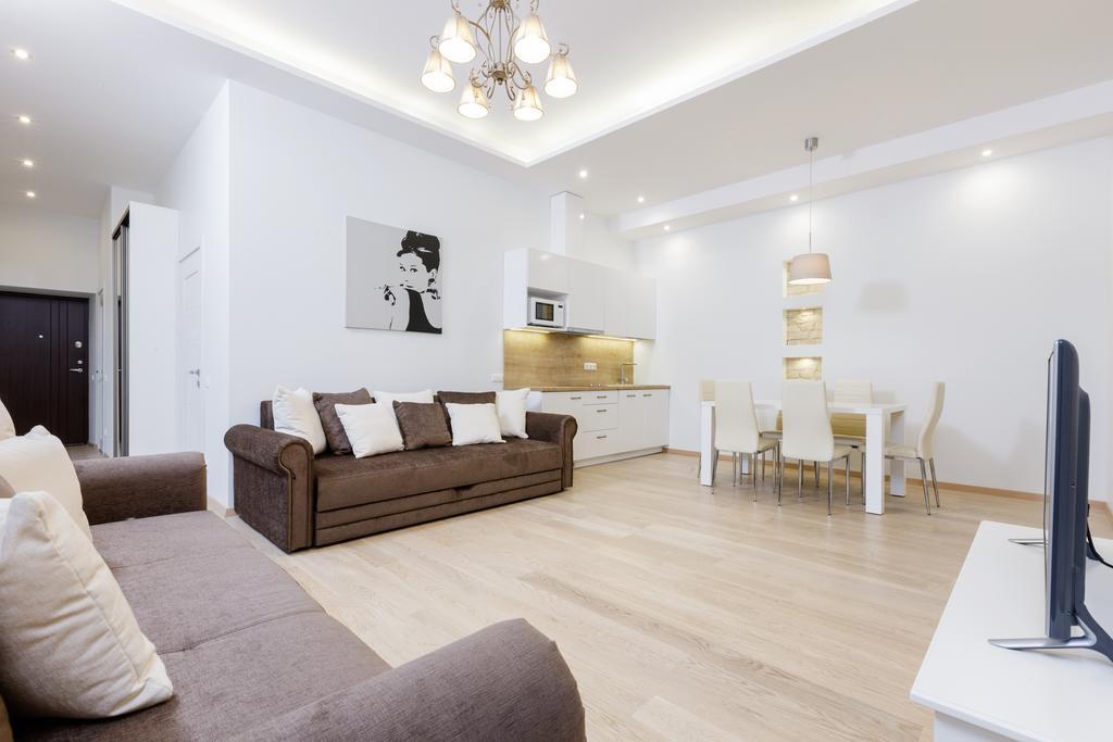 Center Avenue Apartments Wilna Zimmer foto